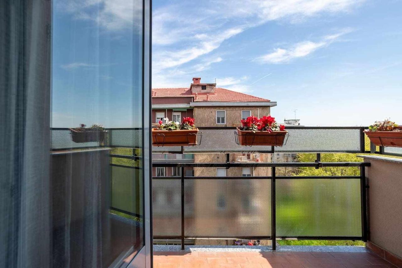Milano City Apartments - Parking And Comfort - Spacious Apt Up To 8 Pax Exterior foto