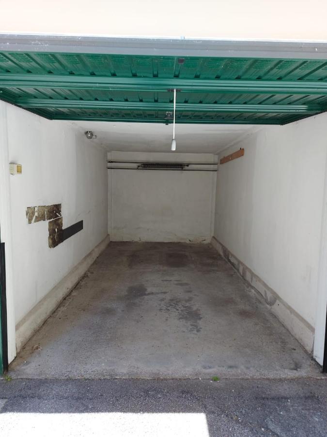 Milano City Apartments - Parking And Comfort - Spacious Apt Up To 8 Pax Exterior foto
